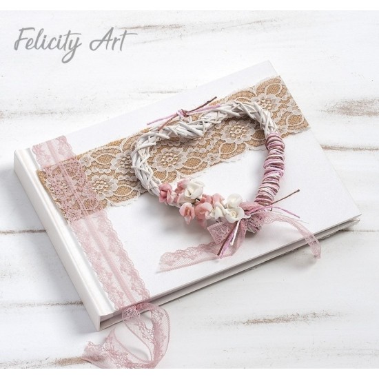 Βιβλίο Ευχών με Θέμα Κάρδιά