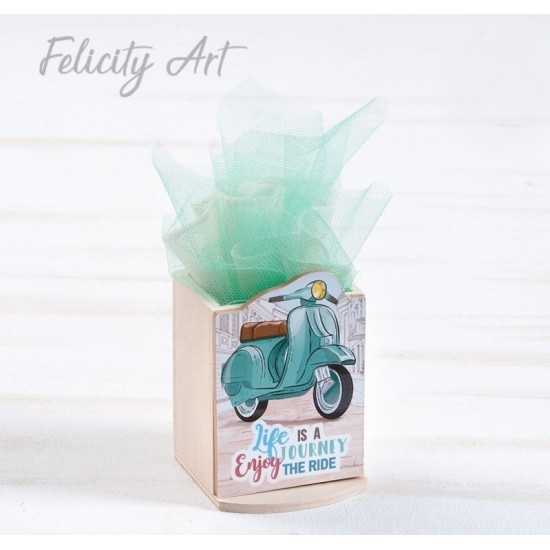 Μπομπονιέρα Βάπτισης Ξύλινη Μολυβοθήκη με Θέμα Βέσπα