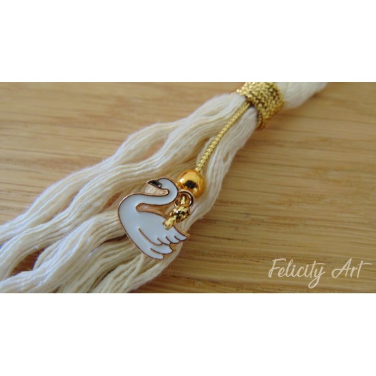 Μπομπονιέρα Βάπτισης Μπρελόκ Μακραμέ με Θέμα Κύκνος Μπομπονιέρα Βάπτισης Μπρελόκ Μακραμέ με Θέμα Κύκνος