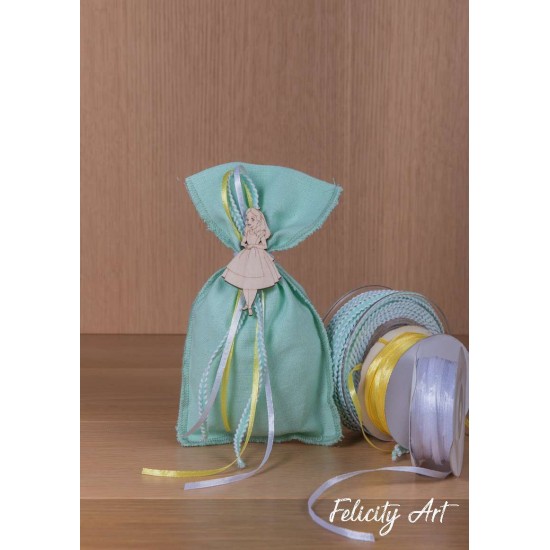 Μπομπονιέρα Βάπτισης Πουγκί η Αλικη στη Χώρα των Θαυμάτων