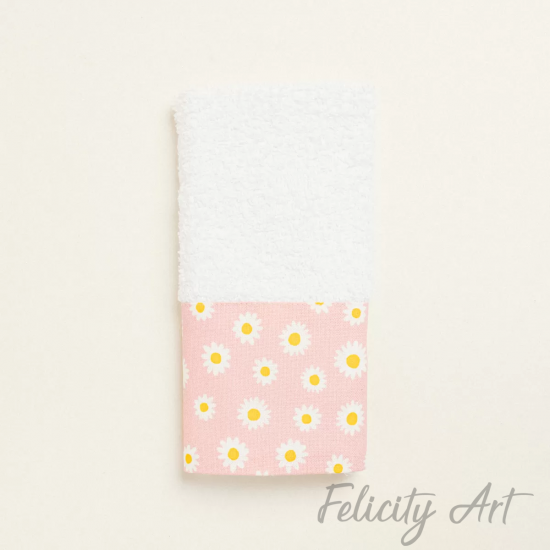 Μπομπονιέρα Βάπτισης  Πετσέτα με Θέμα Μαργαρίτες