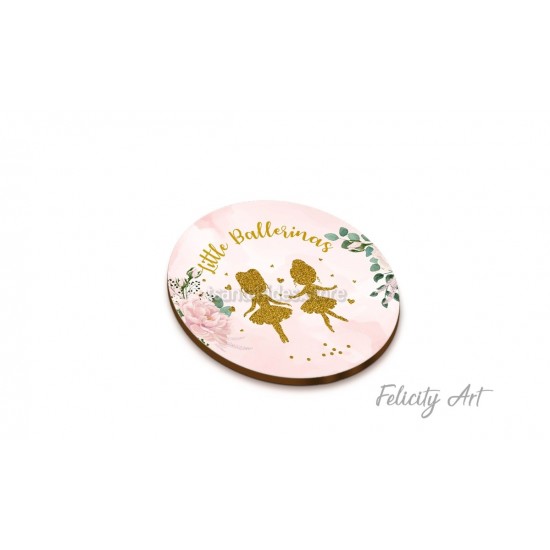 Ξύλινη Κρεμαστή Μπομπονιέρα Βάπτισης για Δίδυμα με Θέμα Μπαλαρίνες