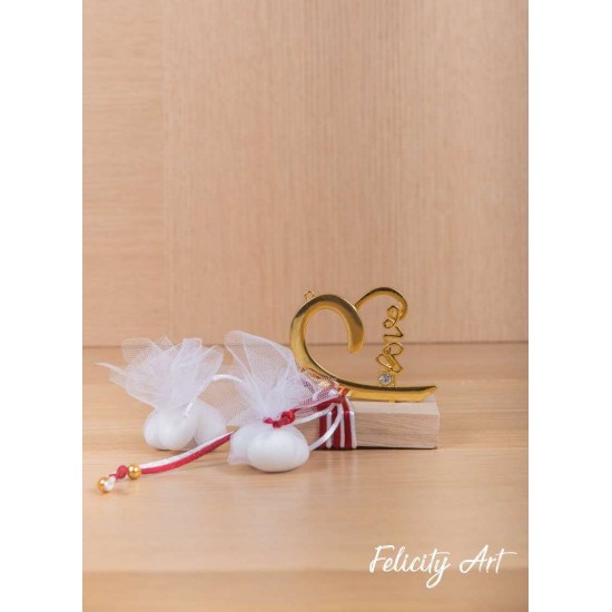 Μπομπονιέρα γάμου Μεταλλική Καρδία πάνω σε Βάση από Φυσικό ξύλο Μπομπονιέρα γάμου Μεταλλική Καρδία πάνω σε Βάση από Φυσικό ξύλο